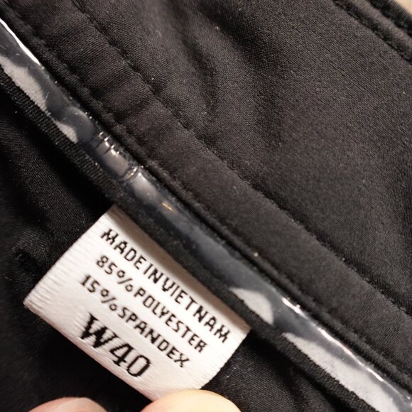 FootJoy Golf Shorts – Men’s W40, Black Stretch Performance - Picture 3 of 11